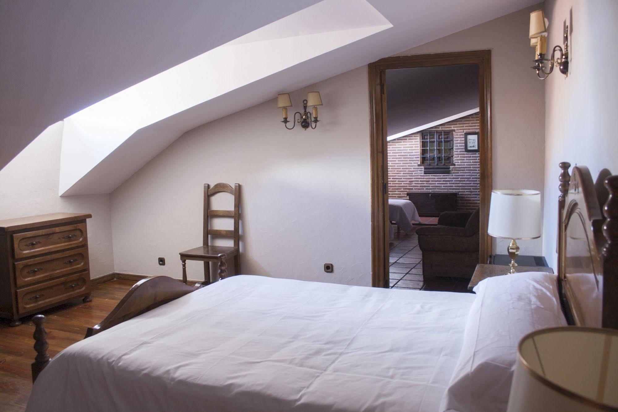 Palacio De Monjaraz Ávila Eksteriør billede